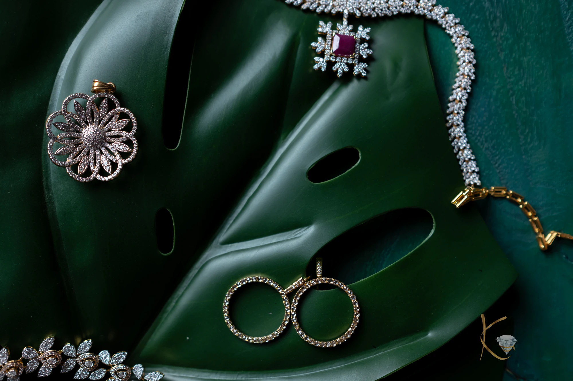 Your one-stop destination for all lab-grown diamond needs
